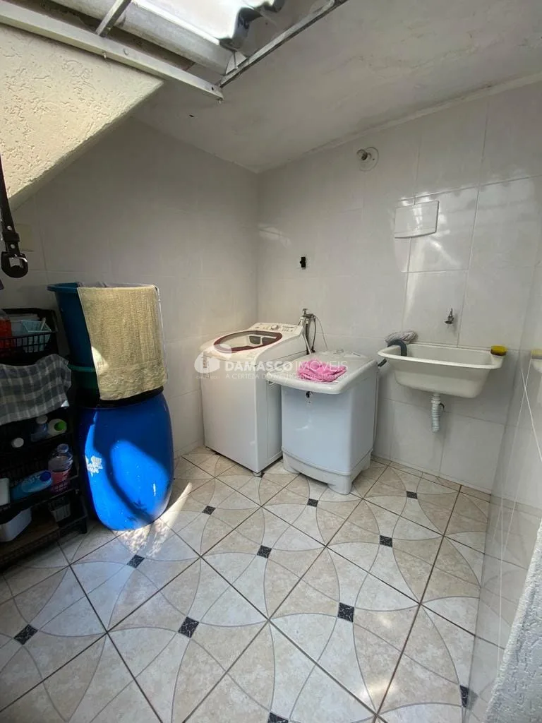 Casa à venda 1 Quarto, 2 Vagas, Vila Palmares, Santo André - SP