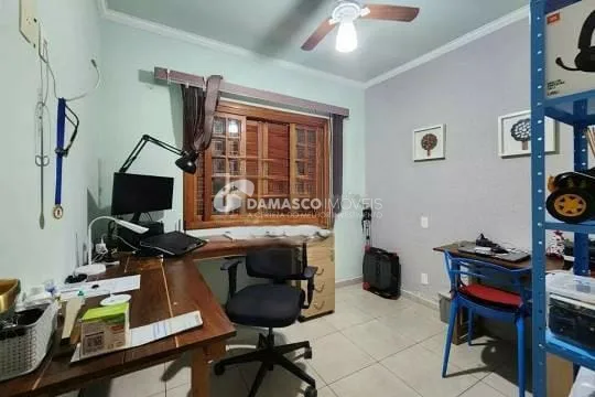 Sobrado à venda 3 Quartos, 3 Suites, 4 Vagas, 370M², Boa Vista, São Caetano do Sul - SP