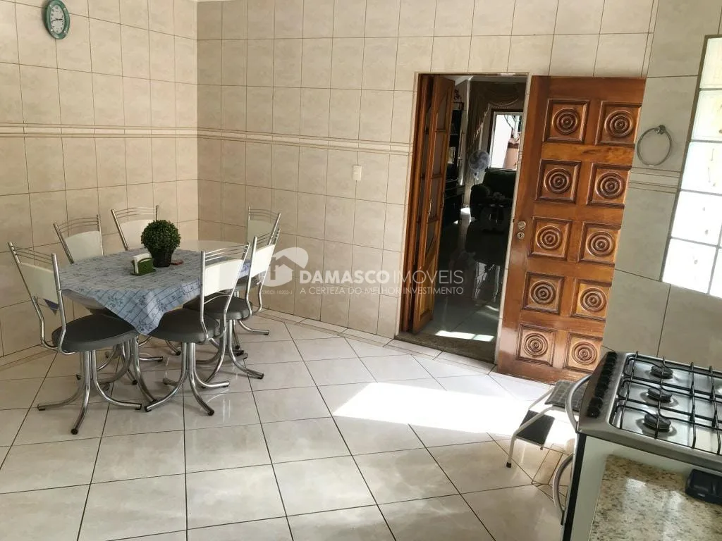 Casa à venda 2 Quartos, 1 Suite, 1 Vaga, 299M², Barcelona, São Caetano do Sul - SP