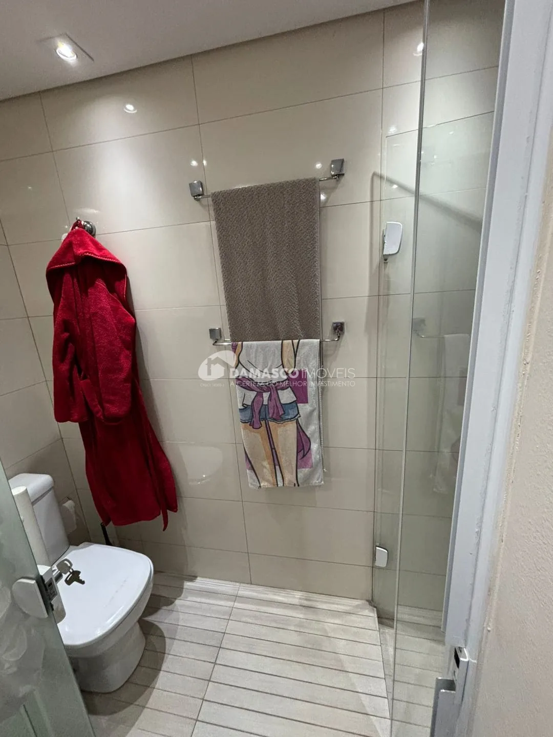 APTO todo MOBILIADO inclusive com eletrodomésticos, 125m², 2 dorm, 2 vagas, ótima localização em Santo André