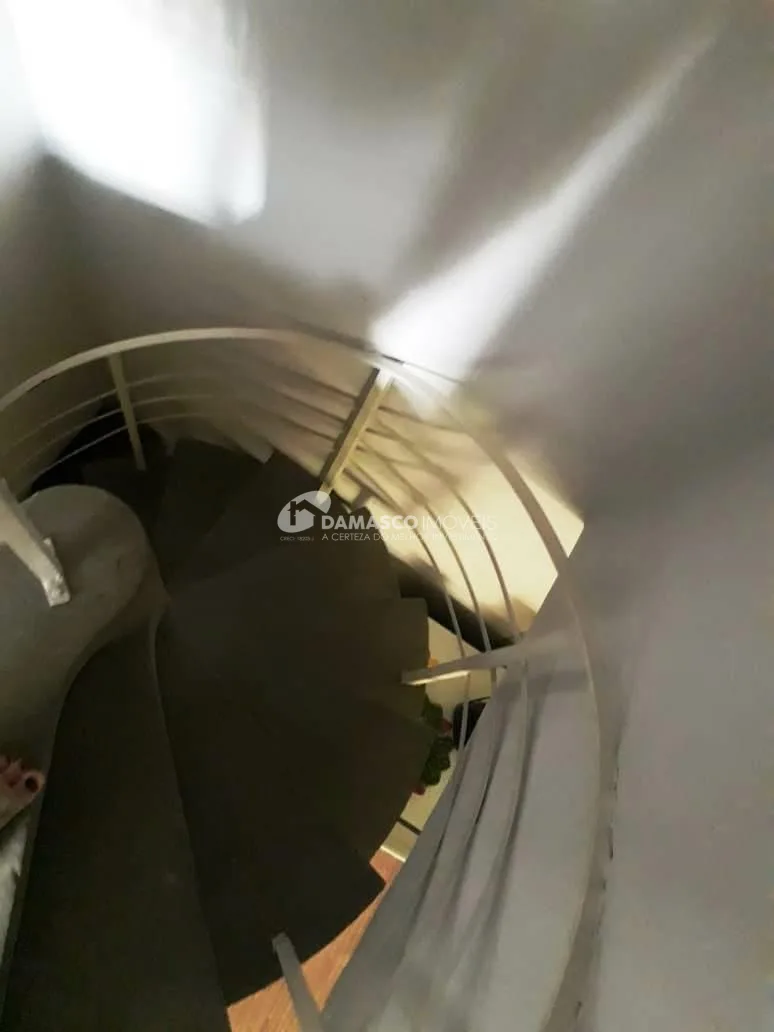 Sobrado à venda, 230mts A.U.,  3 Dorms, 1 Suite, 2 Vagas,  Olímpico, São Caetano do Sul - SP