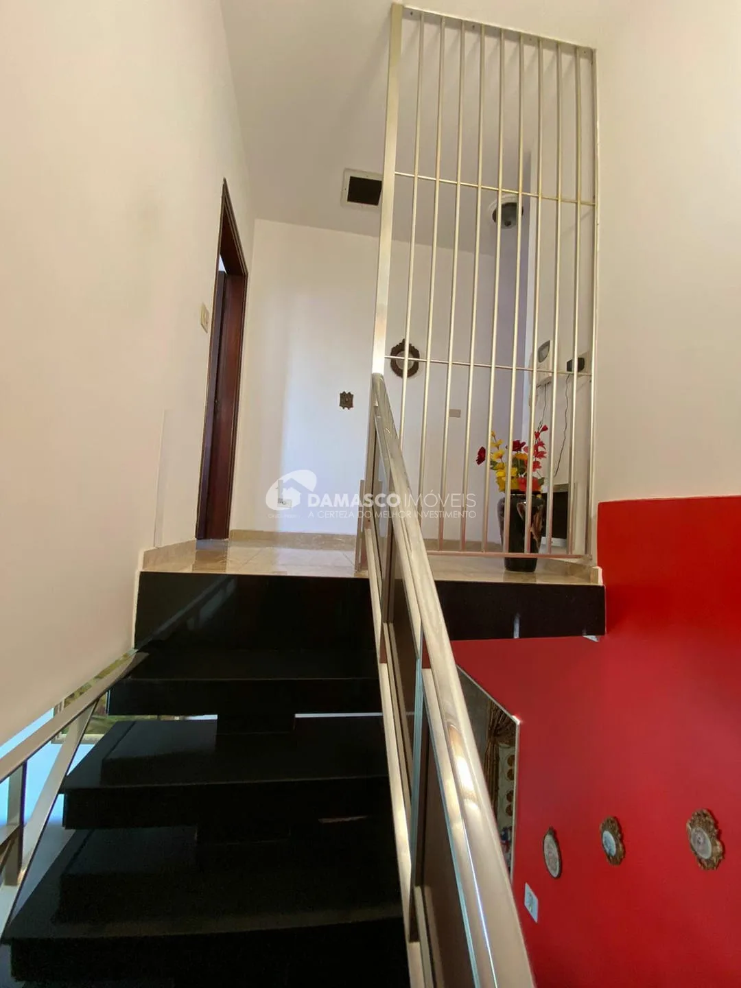 Sobrado à venda 4 Quartos, 1 Suite, 2 Vagas, 310M², Olímpico, São Caetano do Sul - SP