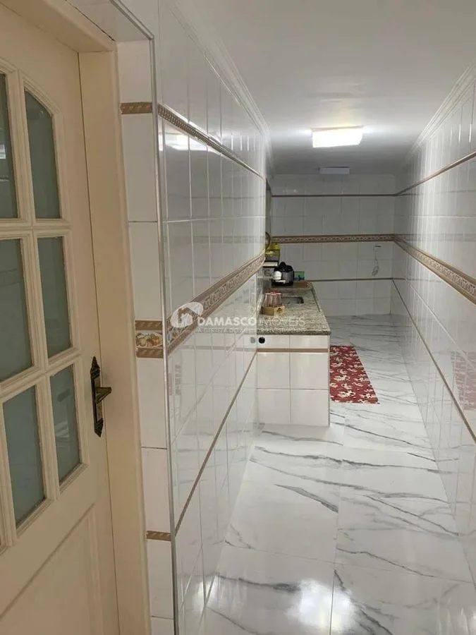 Sobrado à venda 3 Quartos, 1 Suite, 2 Vagas, 250M², Sítio da Figueira, São Paulo - SP
