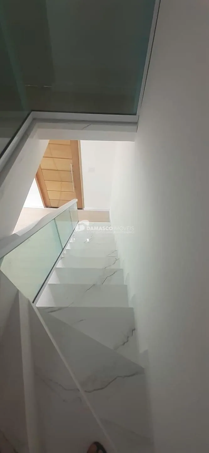 Sobrado à venda 3 Quartos, 2 Vagas, 250M², Vila Monumento, São Paulo - SP