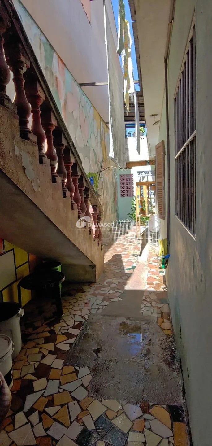 Casa à venda 2 Quartos, 2 Vagas, 192M², Cerâmica, São Caetano do Sul - SP