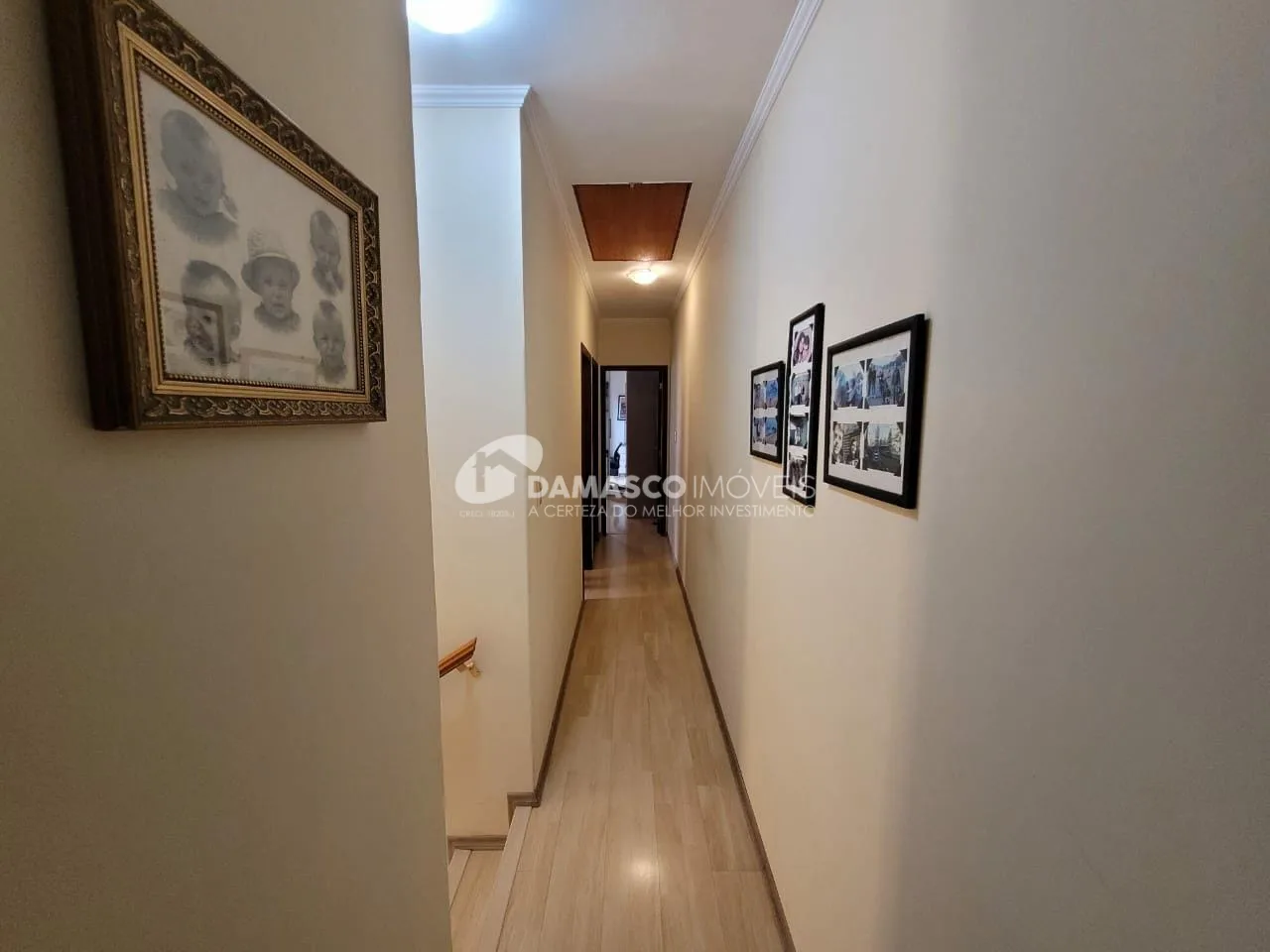 Sobrado à venda 3 Quartos, 1 Suite, 5 Vagas, 297M², Sítio da Figueira, São Paulo - SP