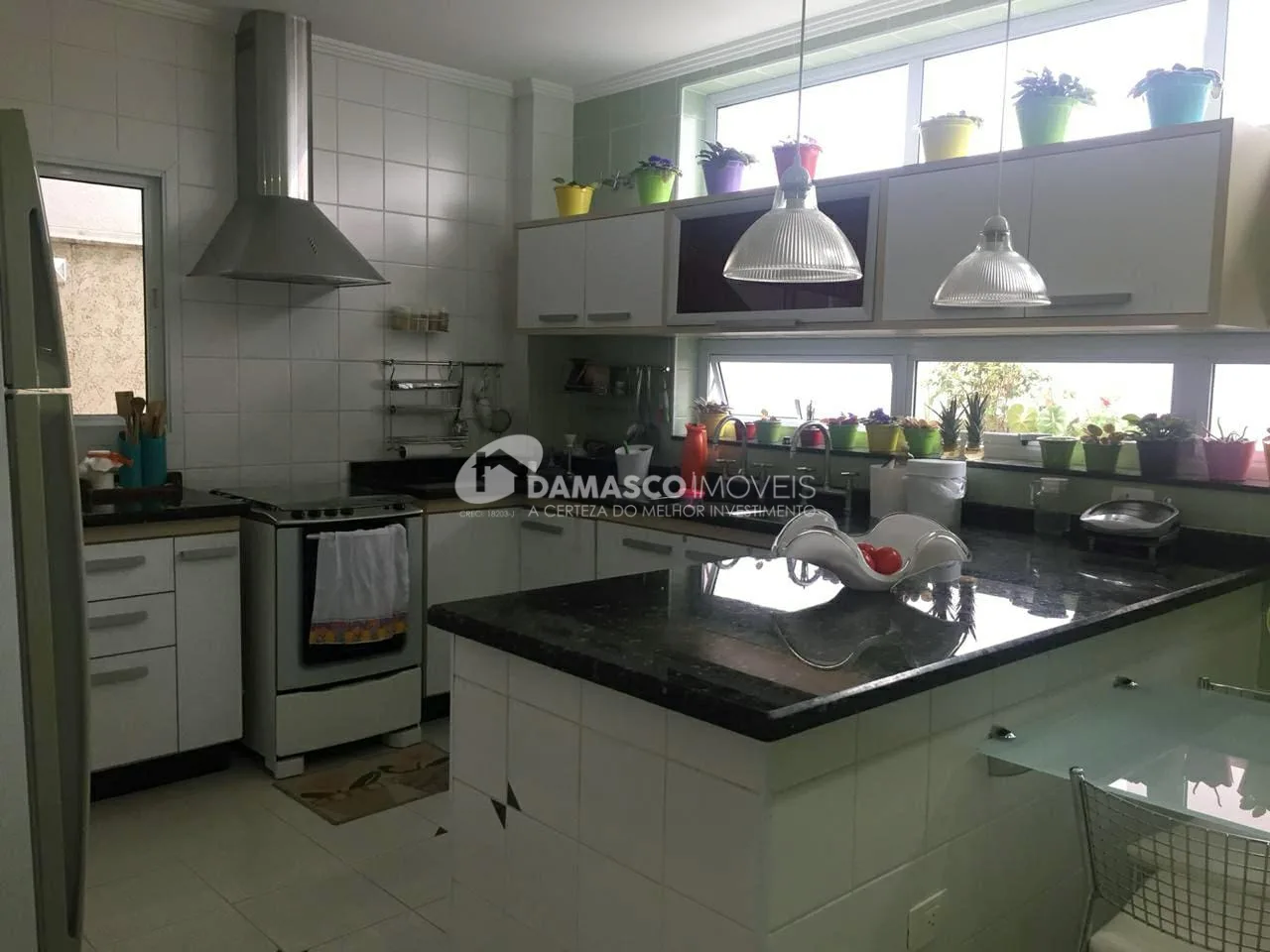 Sobrado para Locação 3 Quartos, 1 Suite, 4 Vagas, Santo Antônio, São Caetano do Sul - SP