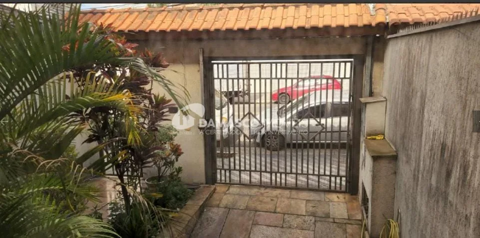 Sobrado à venda 3 Quartos, 1 Suite, 3 Vagas, 162M², Barcelona, São Caetano do Sul - SP