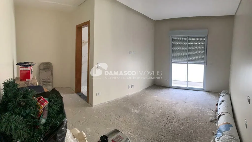 Sobrado à venda 3 Quartos, 3 Suites, 4 Vagas, Campestre, Santo André - SP