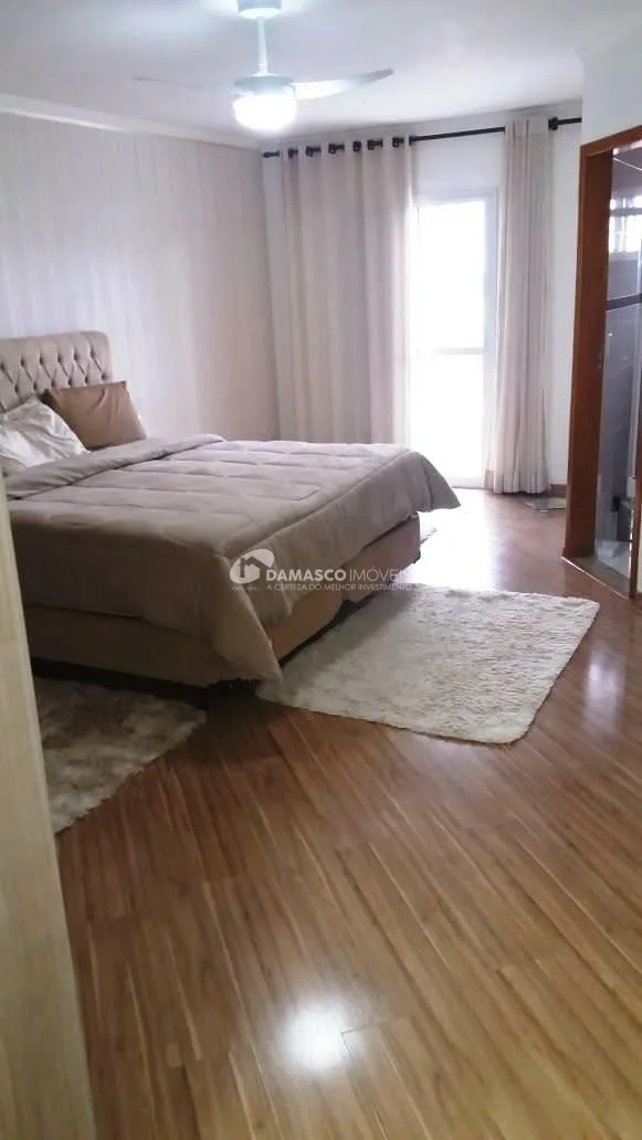 Sobrado à venda 4 Quartos, 2 Suites, 4 Vagas, 170M², Vila Alpina, Santo André - SP