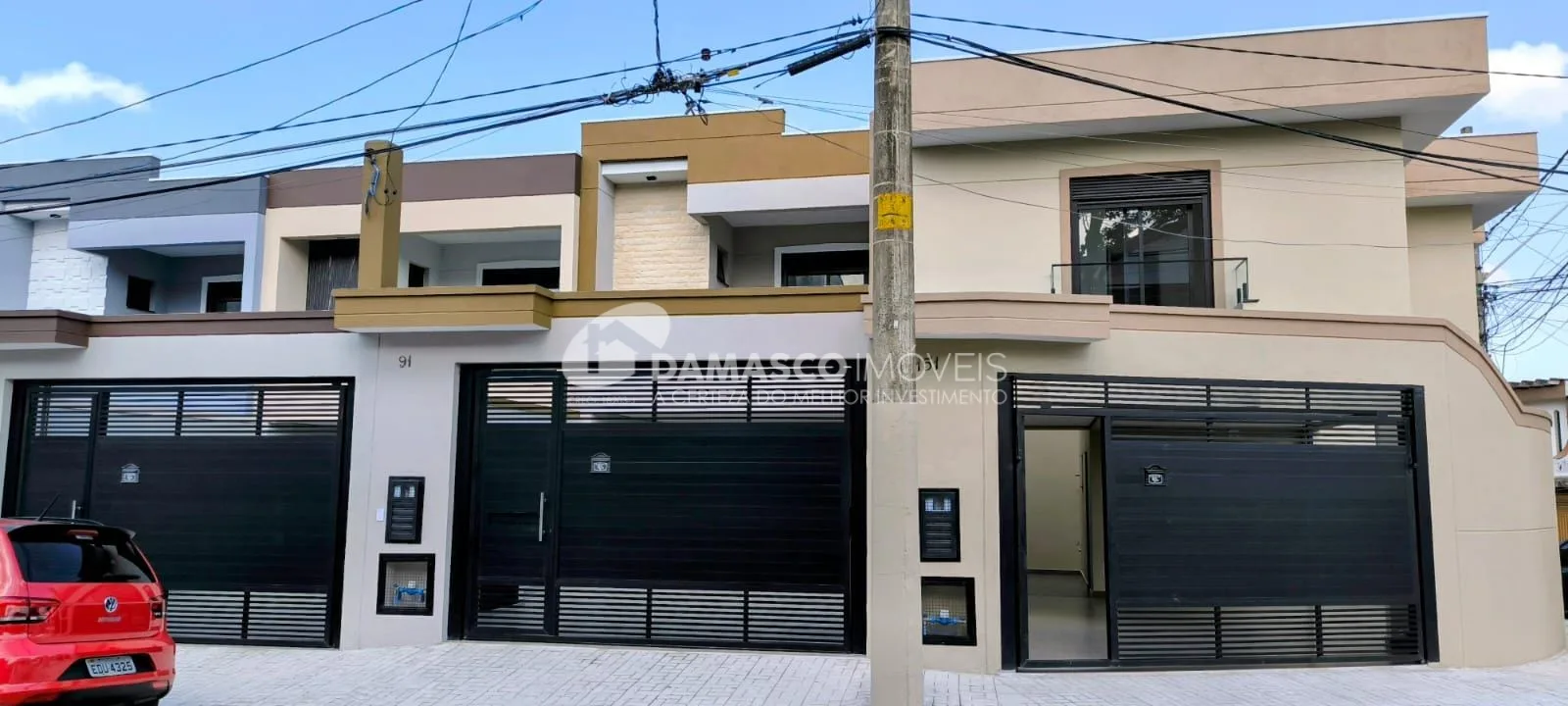 Sobrado, 3 suítes, 188m², Olímpico