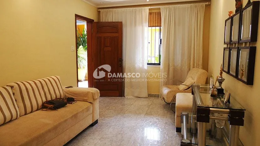 Casa à venda 5 Quartos, 6 Vagas, 237M², Vila Aquilino, Santo André - SP