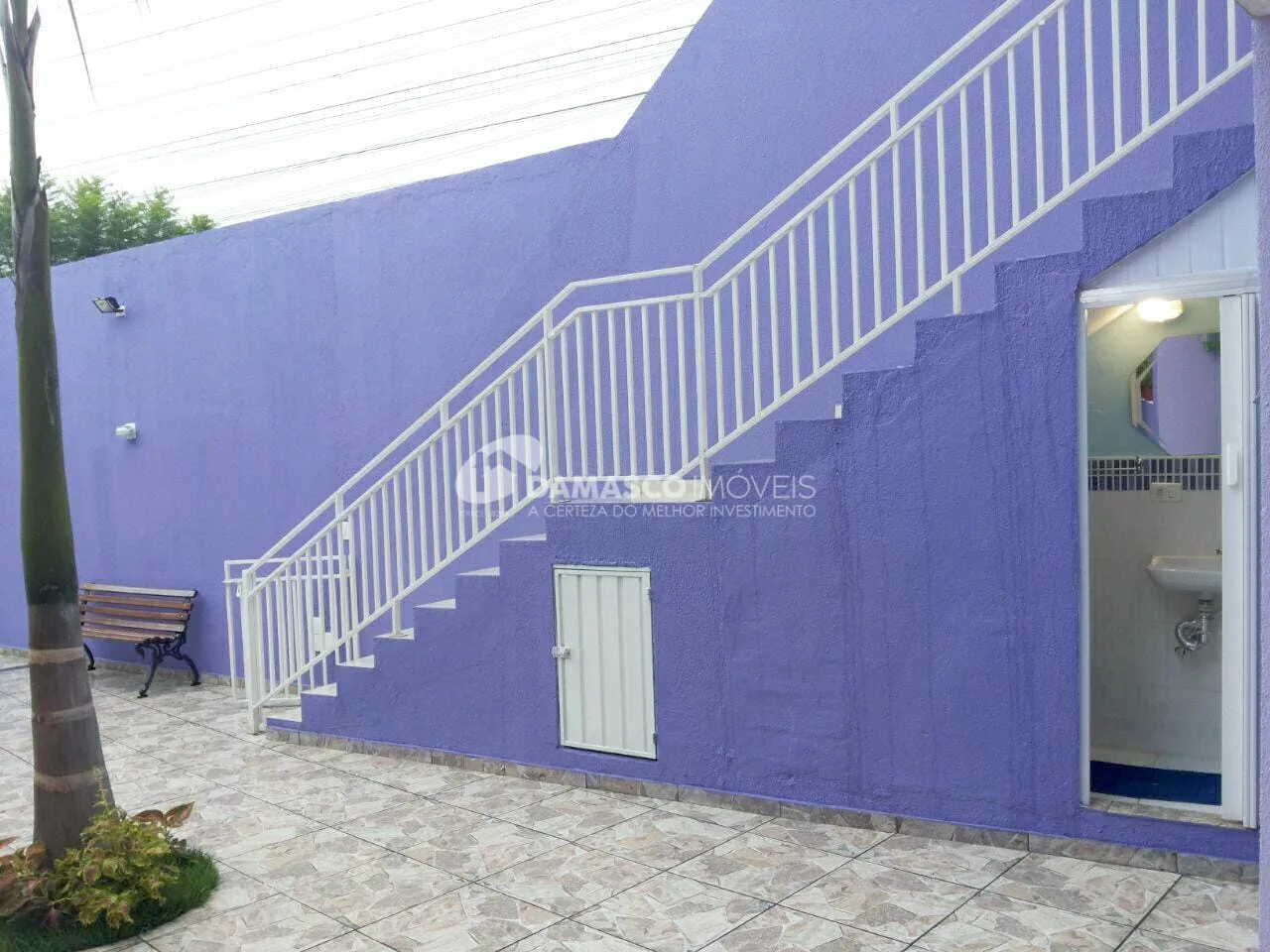 Sobrado à Venda 3 Quartos, 3 Suites, 6 Vagas, Nova Gerty, São Caetano do Sul - SP