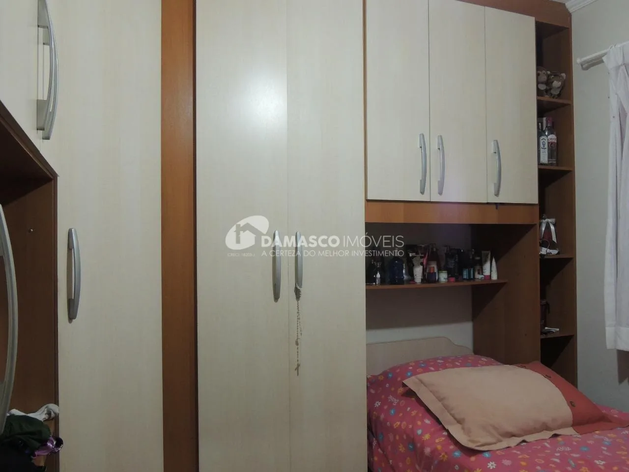 Sobrado à venda 4 Quartos, 1 Suite, 2 Vagas, 250M², Utinga, Santo André - SP