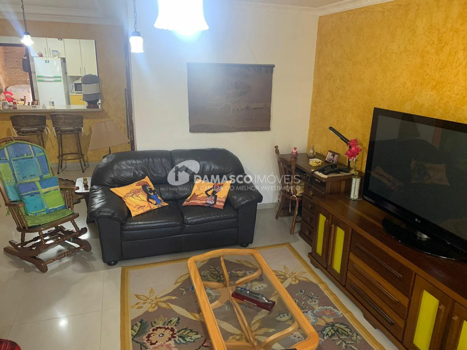 Sobrado à venda 3 Quartos, 1 Suite, 6 Vagas, 252M², Cerâmica, São Caetano do Sul - SP