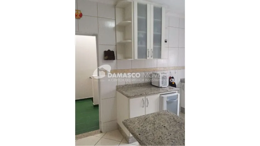 Sobrado à venda 3 Quartos, 1 Suite, 5 Vagas, 226M², Santa Maria, Santo André - SP