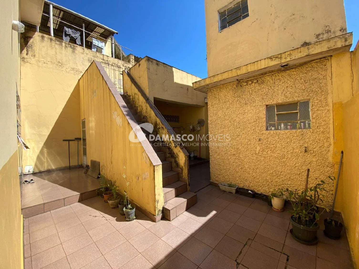 Sobrado à venda 3 Quartos, 1 Suite, 2 Vagas, 195M², Vila Alpina, São Paulo - SP