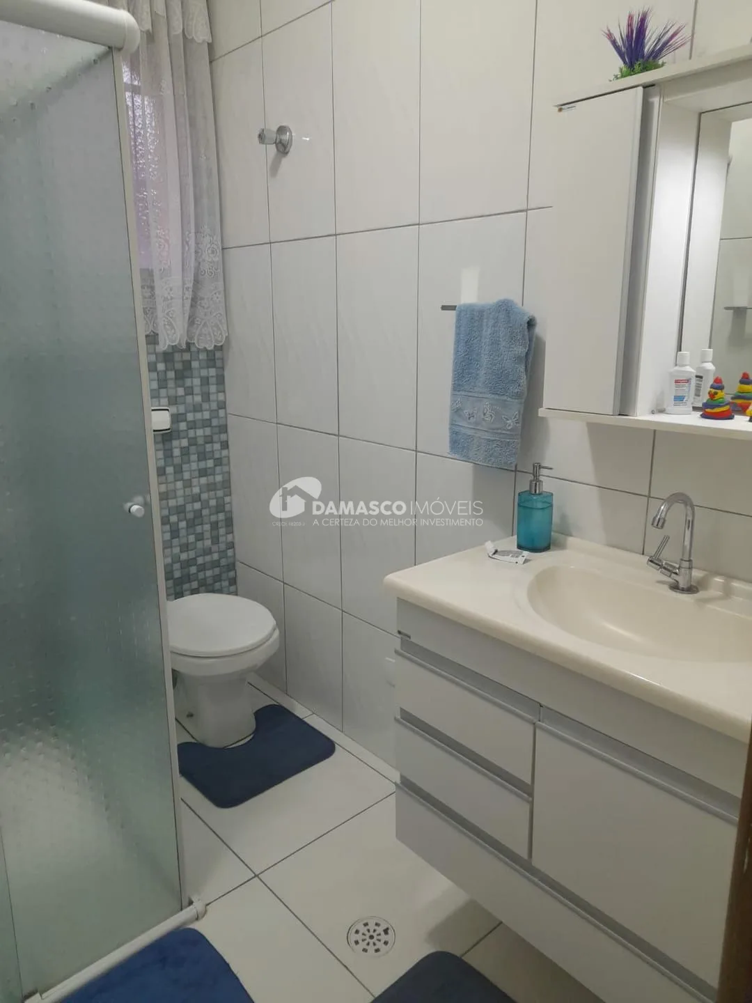 Sobrado à venda 4 Quartos, 2 Suites, 3 Vagas, 210M², Parque Tomas Saraiva, São Paulo - SP