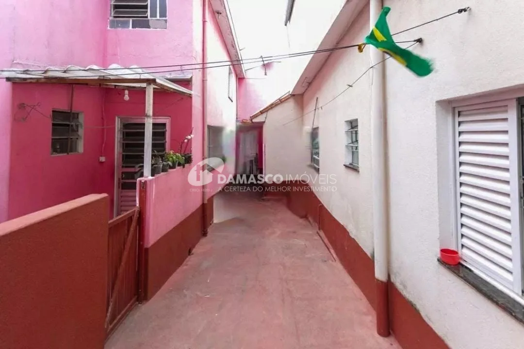 Casa à venda 3 Quartos, 2 Vagas, Jardim Ana Rosa, São Paulo - SP