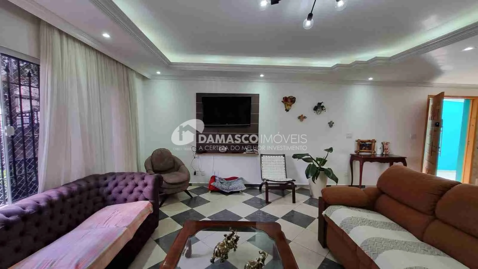 Casa de alto padrão à venda no Osvaldo Cruz | 442 m² | 3 dormitórios | Piscina | 4 vagas