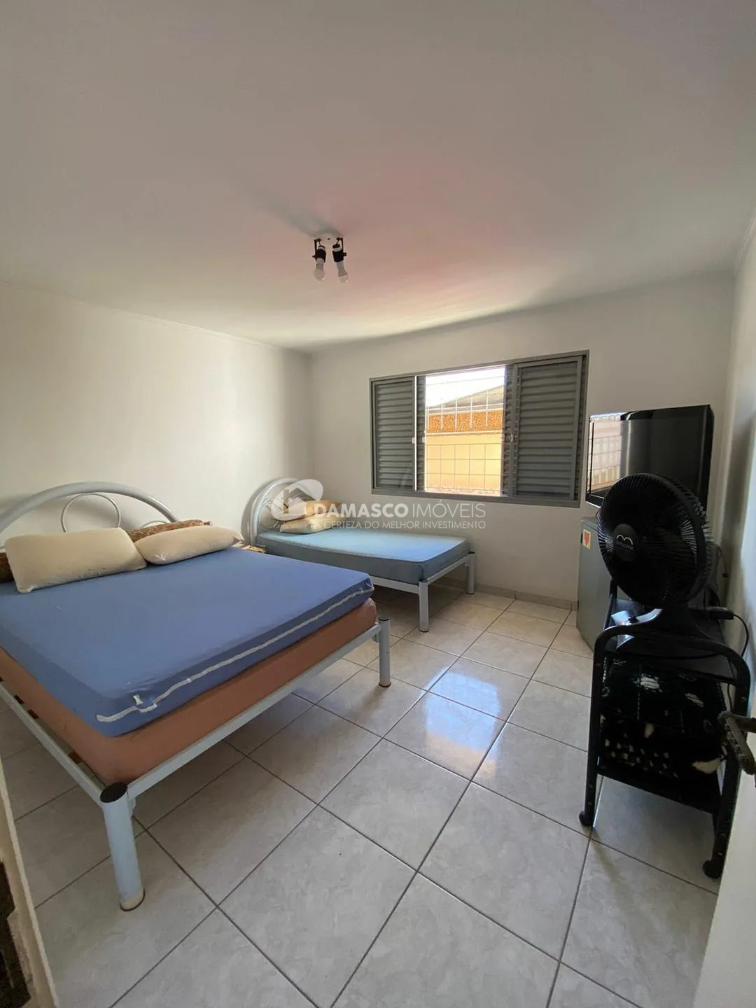 Sobrado à venda 4 Quartos, 1 Suite, 2 Vagas, 310M², Olímpico, São Caetano do Sul - SP