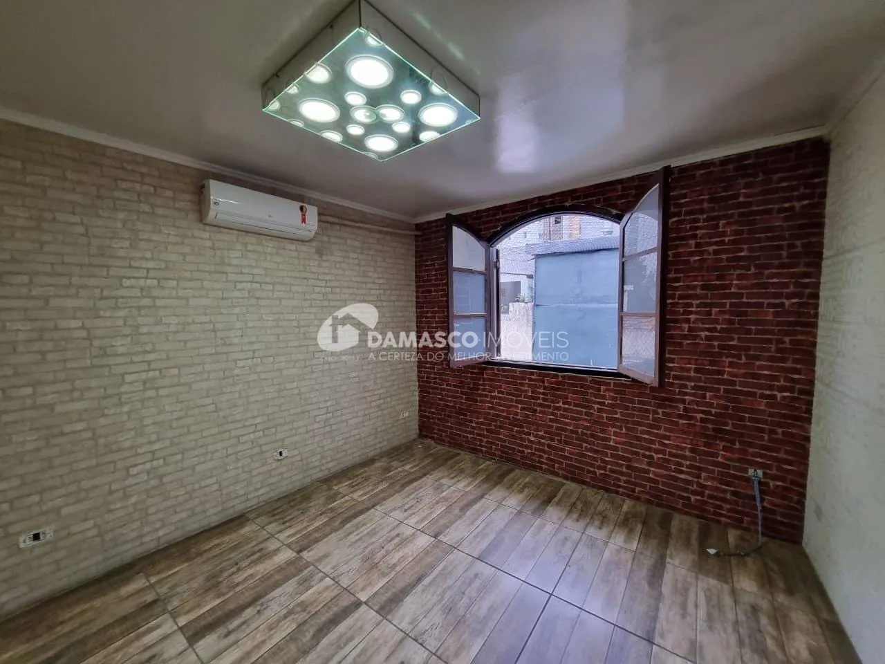 Sobrado para venda, 4 Quartos, 1 Suite, 2 Vagas, Barcelona, São Caetano do Sul - SP