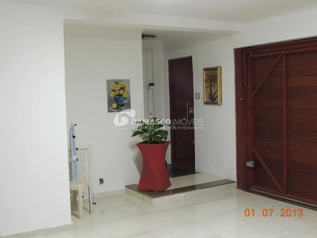 Sobrado à venda 3 Quartos, 1 Suite, 5 Vagas, 262M², Santa Maria, São Caetano do Sul - SP