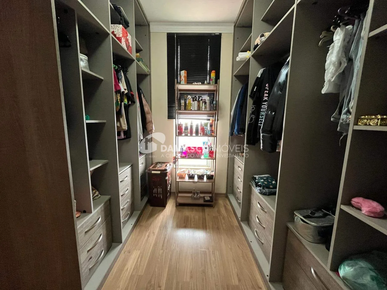 Incrível Sobrado à venda com 3 suítes e 5 vagas de garagem, Bairro Olímpico, São Caetano do Sul, SP