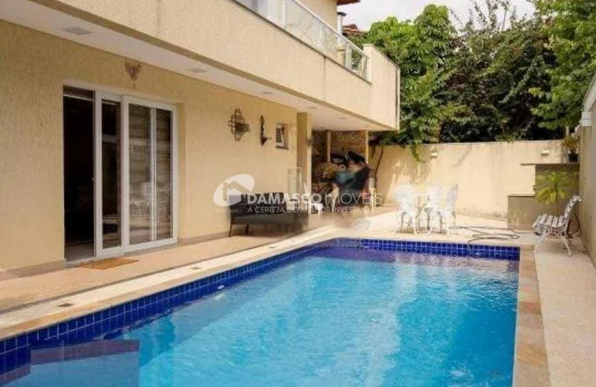 Sobrado à venda 4 Quartos, 3 Suites, 4 Vagas, 260M², Jardim São Caetano, São Caetano do Sul - SP