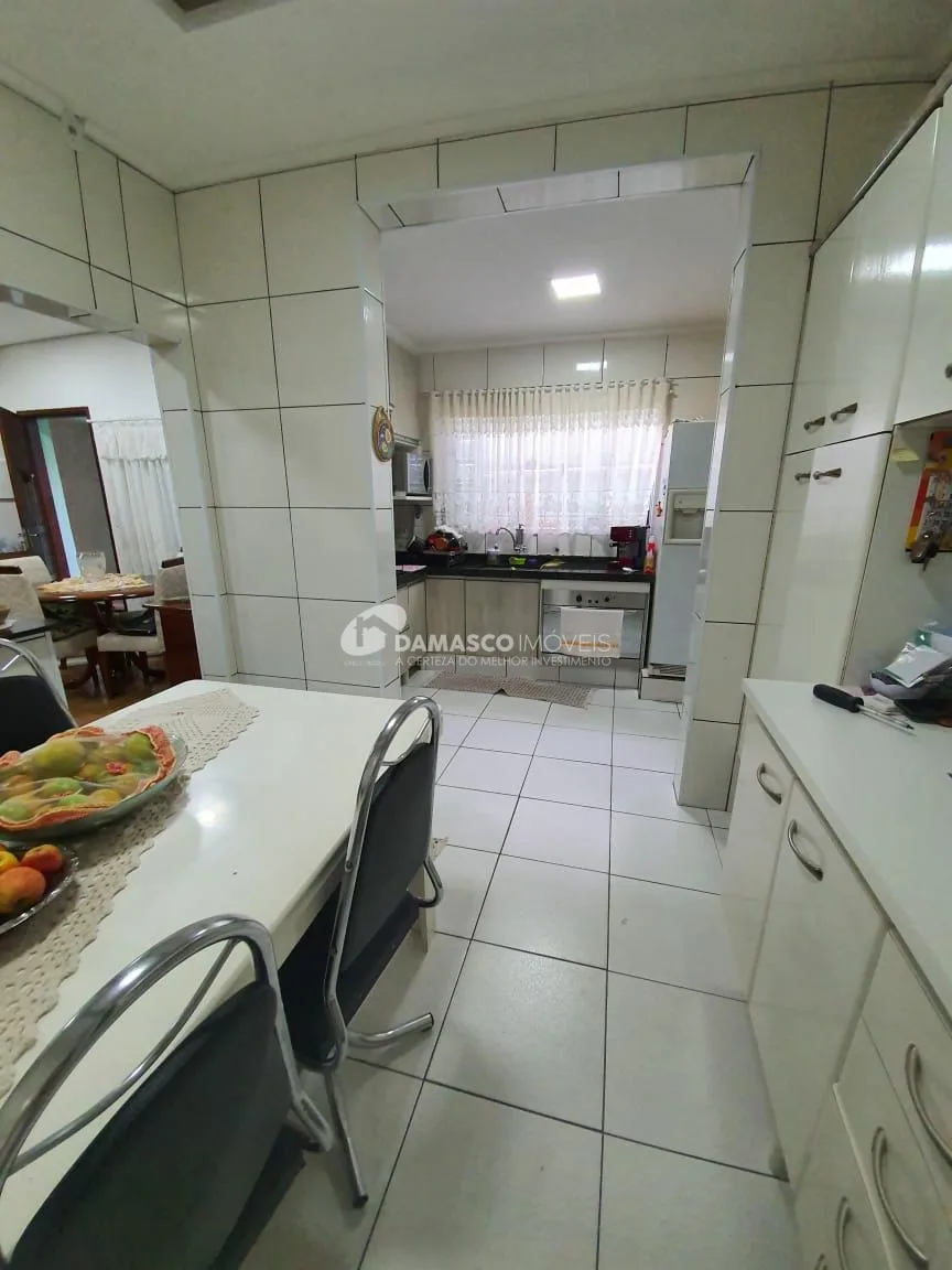Sobrado à venda 2 Quartos, 1 Suite, 3 Vagas, 143M², Fundação, São Caetano do Sul - SP