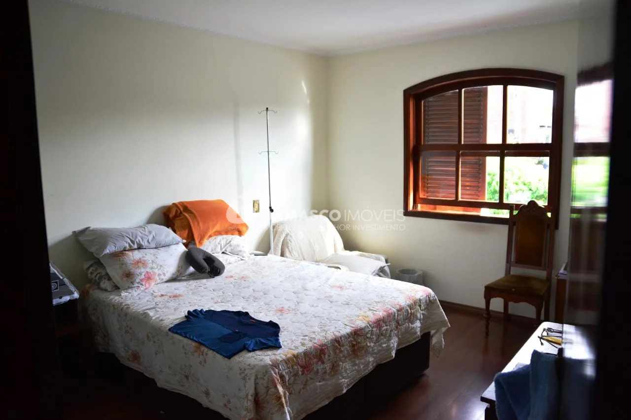 Casa à venda 3 Quartos, 1 Suite, 6 Vagas, 361M², Jardim São Caetano, São Caetano do Sul - SP