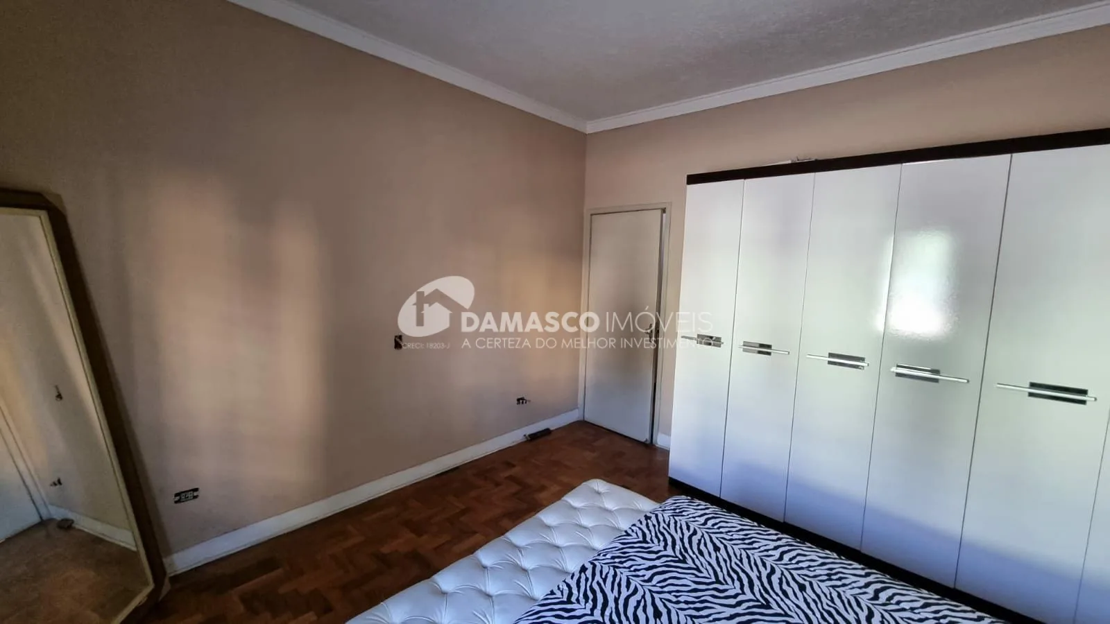 Casa à venda 4 Quartos, 1 Suite, 4 Vagas, 246M², Osvaldo Cruz, São Caetano do Sul - SP