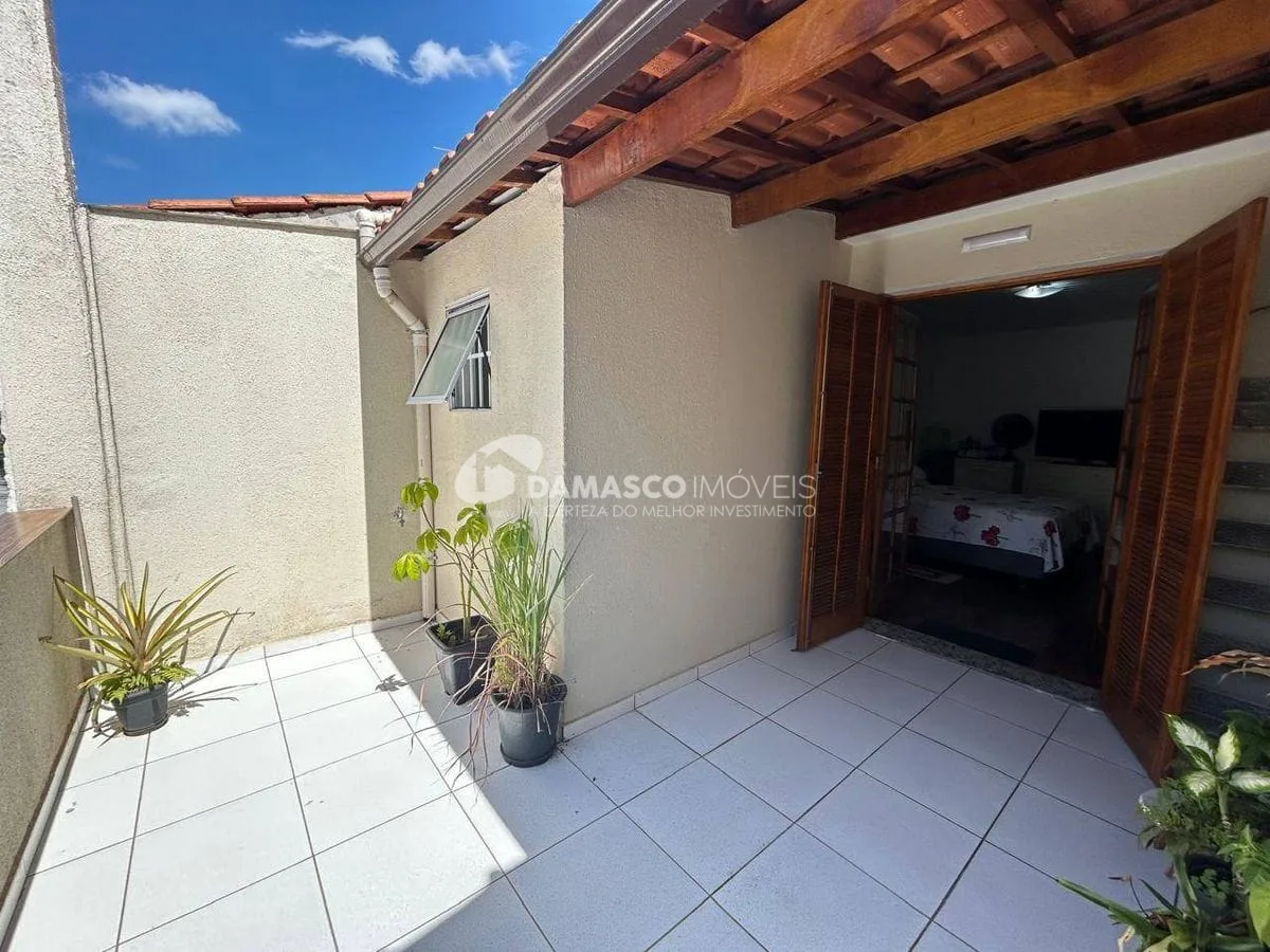 Sobrado a venda Bairro Santo Antonio