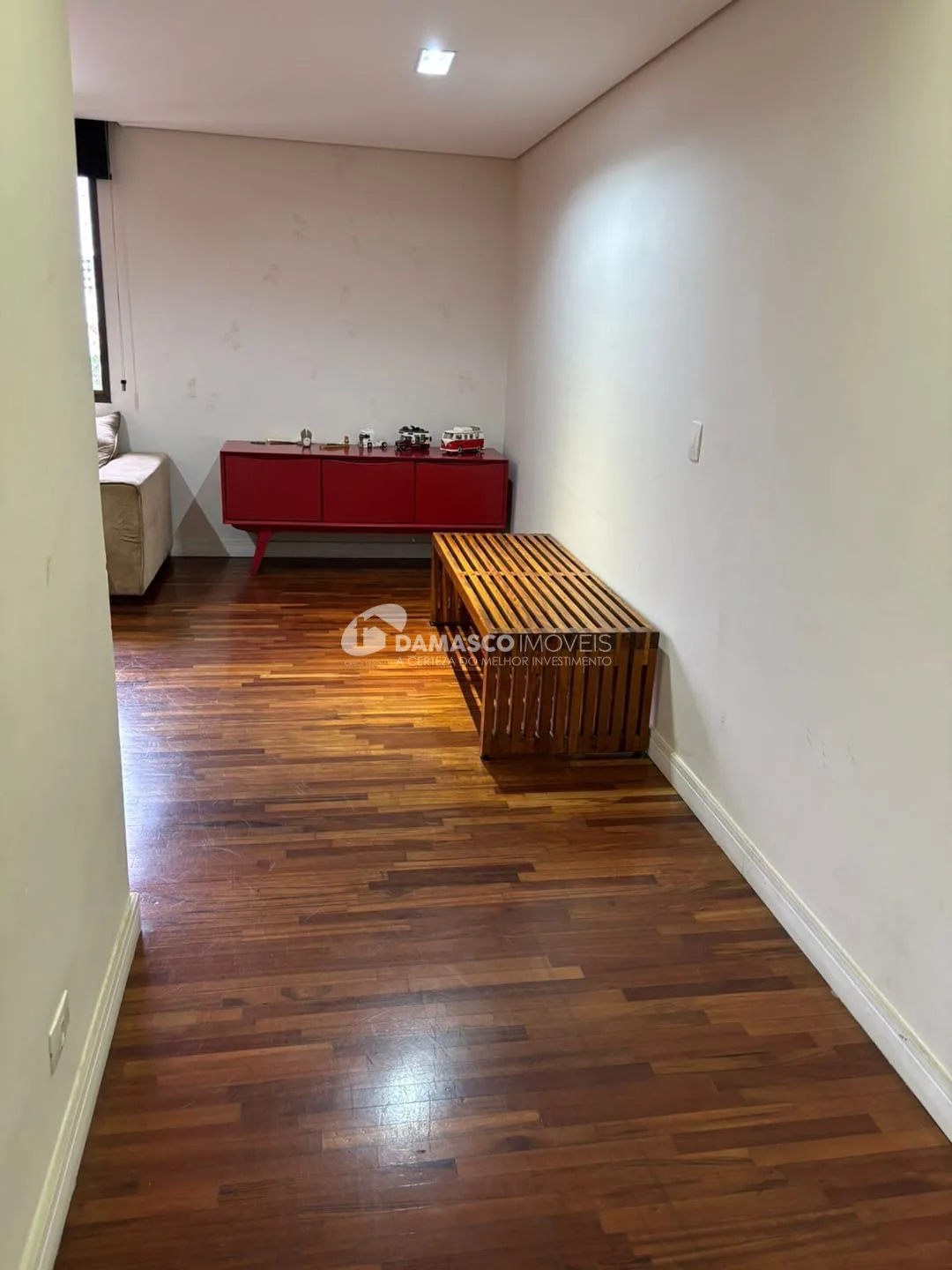 APTO todo MOBILIADO inclusive com eletrodomésticos, 125m², 2 dorm, 2 vagas, ótima localização em Santo André