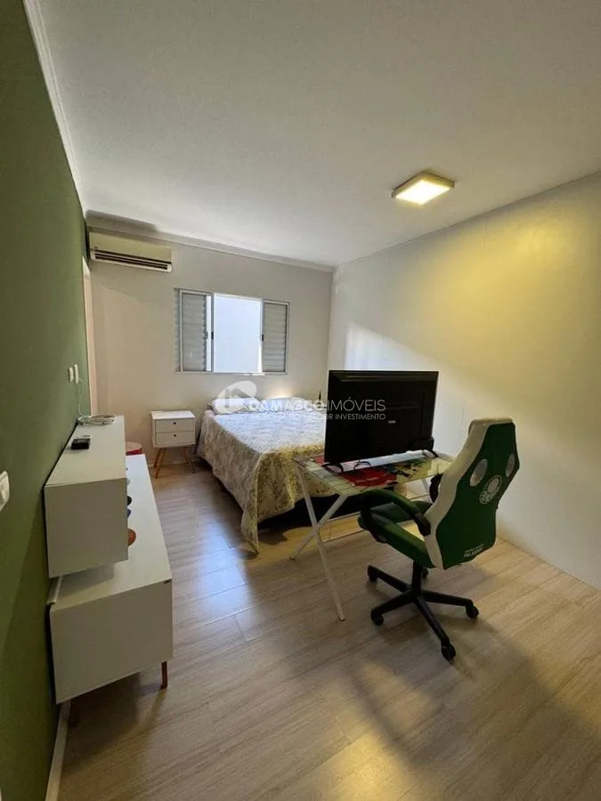 SOBRADO COM ESPAÇO GOURMET NO BAIRRO OLÍMPICO