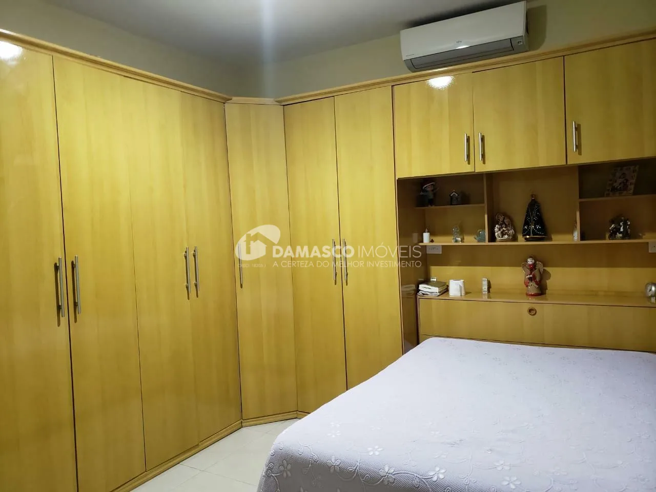 Sobrado à venda 5 Quartos, 5 Vagas, 200M², Rudge Ramos, São Bernardo do Campo - SP