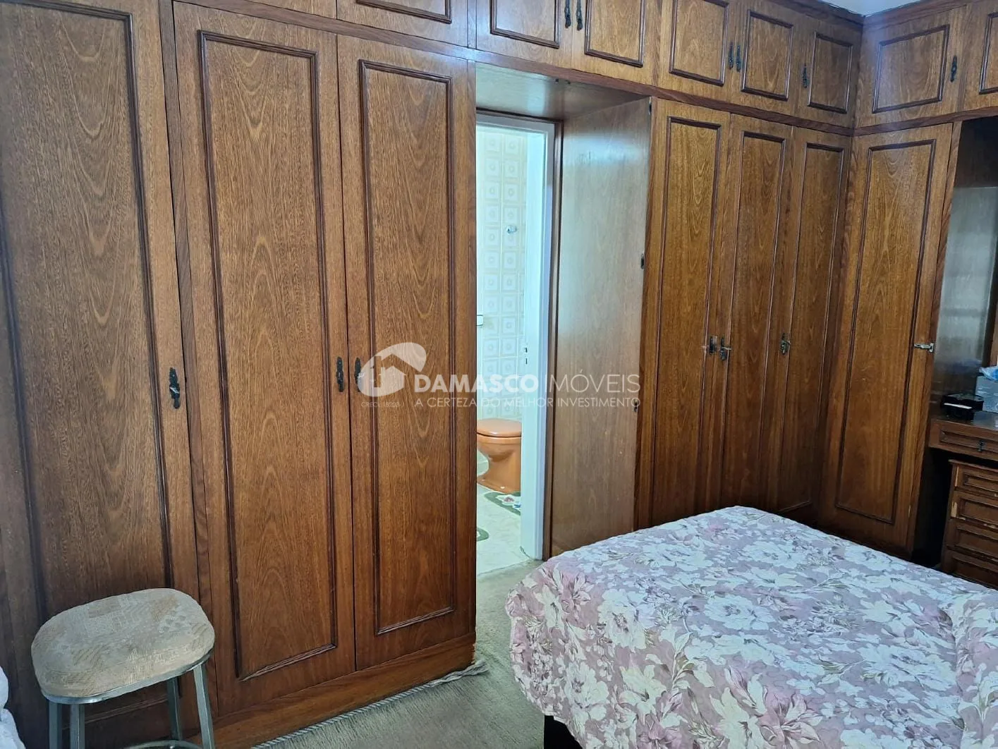 Sobrado à venda 3 Quartos, 1 Suite, 2 Vagas, Santa Maria, Santo André - SP