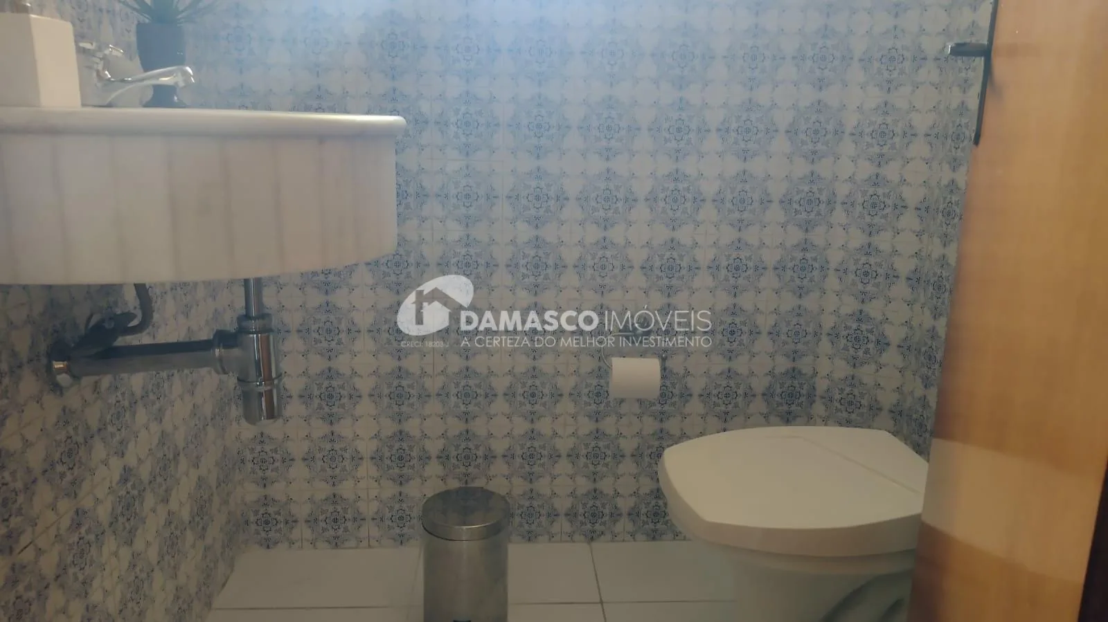 Sobrado à venda 3 Quartos, 3 Suites, 3 Vagas, 240M², Barcelona, São Caetano do Sul - SP