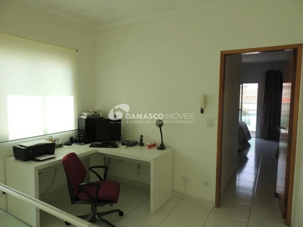 Sobrado à venda 3 Quartos, 3 Suites, 8 Vagas, 268M², Vila Alpina, São Paulo - SP