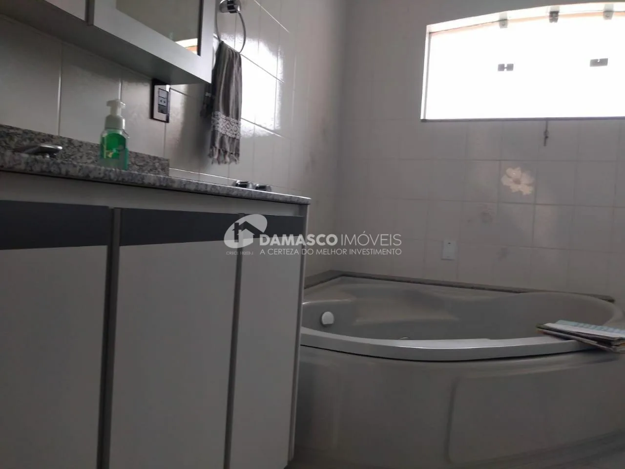 Sobrado à venda 3 Quartos, 1 Suite, 4 Vagas, 320M², Santa Paula, São Caetano do Sul - SP