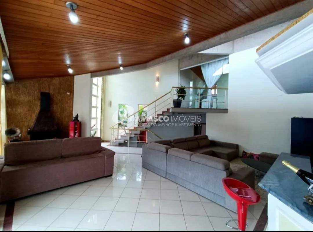 Sobrado à venda 3 Quartos, 3 Suites, 349M², Jardim São Caetano, São Caetano do Sul - SP