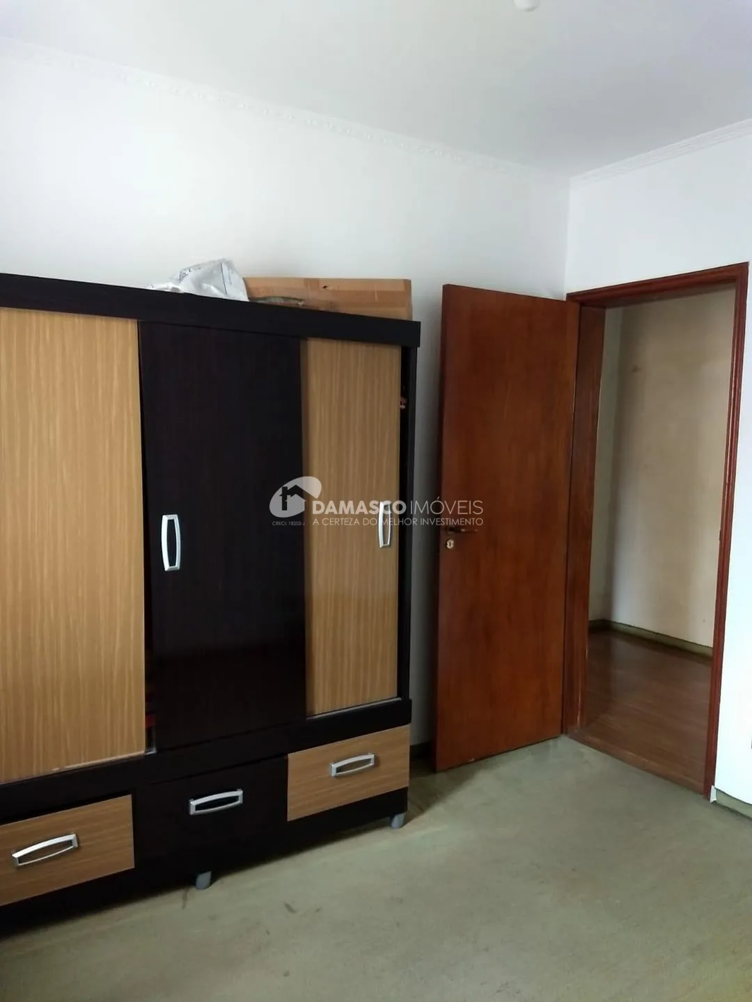 Sobrado à venda 3 Quartos, 1 Suite, 2 Vagas, 195M², Vila Alpina, São Paulo - SP