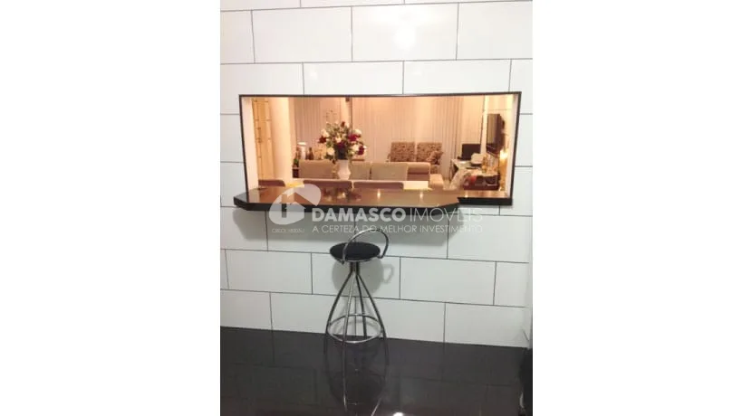 Sobrado à venda 4 Quartos, 2 Suites, 3 Vagas, 286M², Nova Gerty, São Caetano do Sul - SP