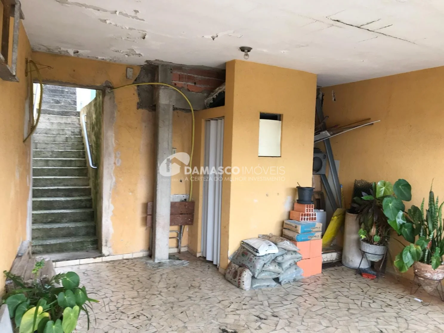 Casa à venda 3 Quartos, 1 Suite, 2 Vagas, Olímpico, São Caetano do Sul - SP