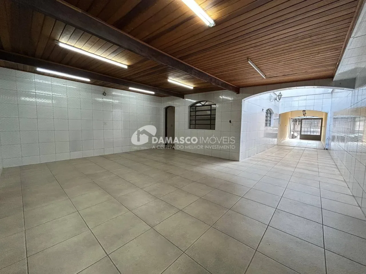 Sobrado para Venda 3 Quartos, 2 Suites, 5 Vagas, Mauá, São Caetano do Sul - SP