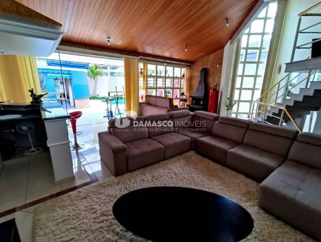 Sobrado à venda 3 Quartos, 3 Suites, 349M², Jardim São Caetano, São Caetano do Sul - SP