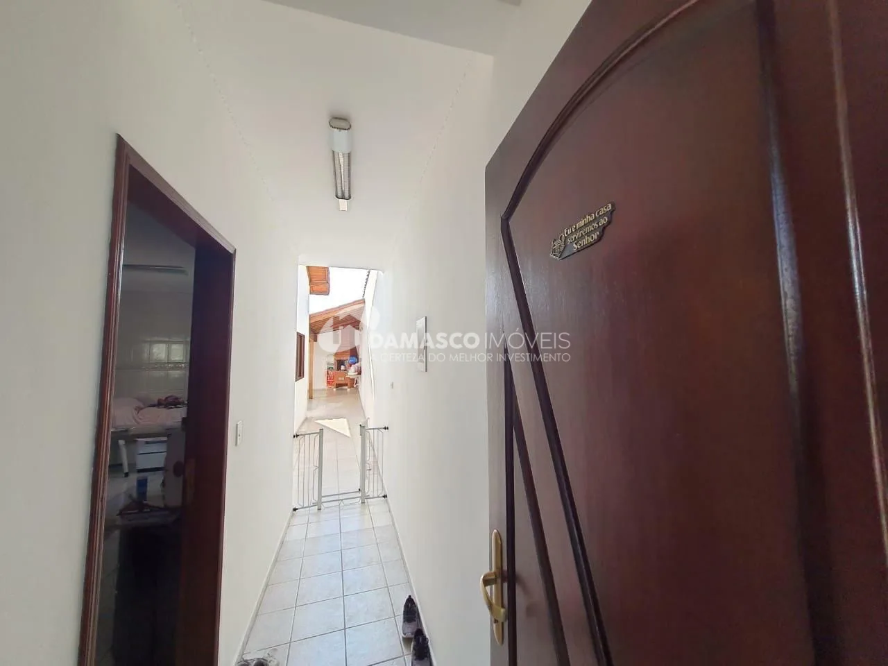 Casa à venda com 3 Quartos, 3 Suites, 3 Vagas, 751M², Utinga, Santo André - SP
