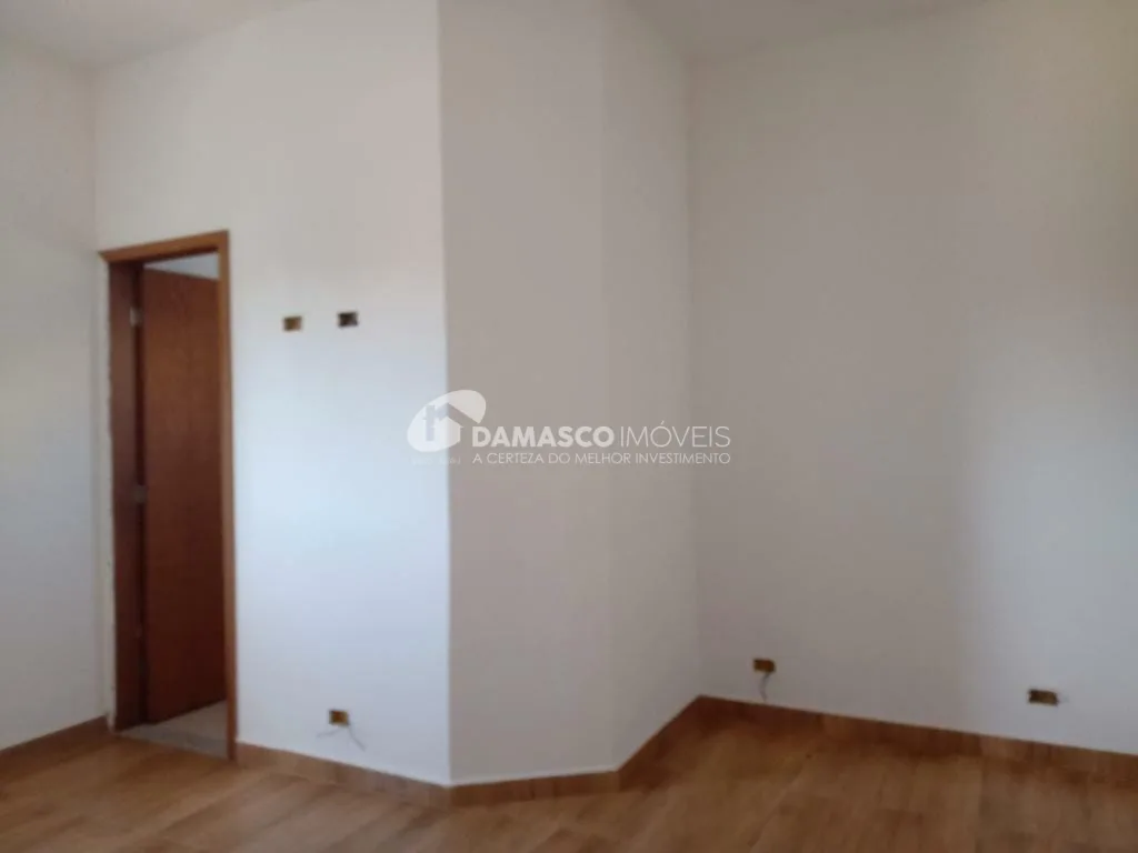 Casa à venda 2 Quartos, 2 Suites, 1 Vaga, 77M², Ocian, Praia Grande - SP