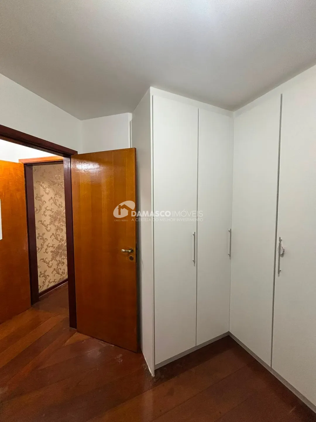 Apartamento para locação com 120 m² de área útil, mobiliado, com 3 quartos, Bairro Barcelona, São Caetano do Sul