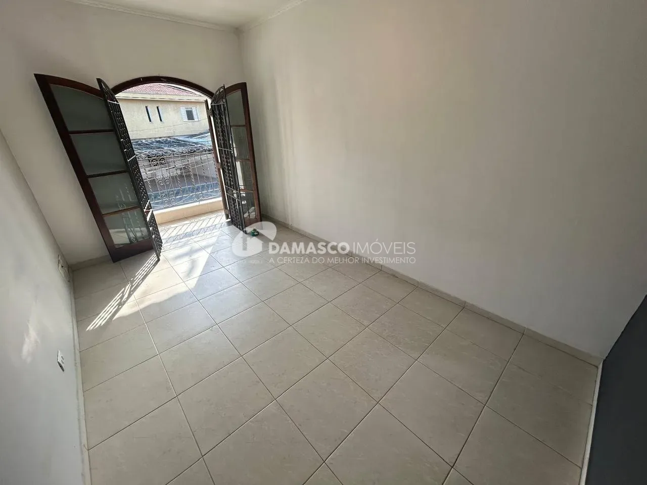 Sobrado para Venda 3 Quartos, 2 Suites, 5 Vagas, Mauá, São Caetano do Sul - SP